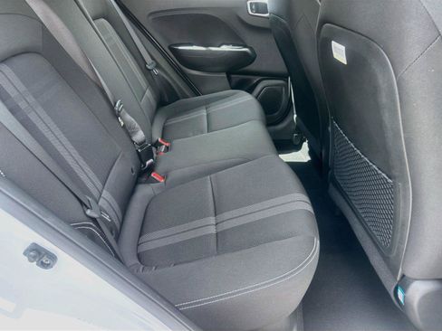 Used 2023 Hyundai Venue SEL w/ Cargo Package FWD image 21