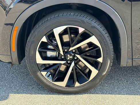 Used 2023 Mitsubishi Outlander SEL image 11