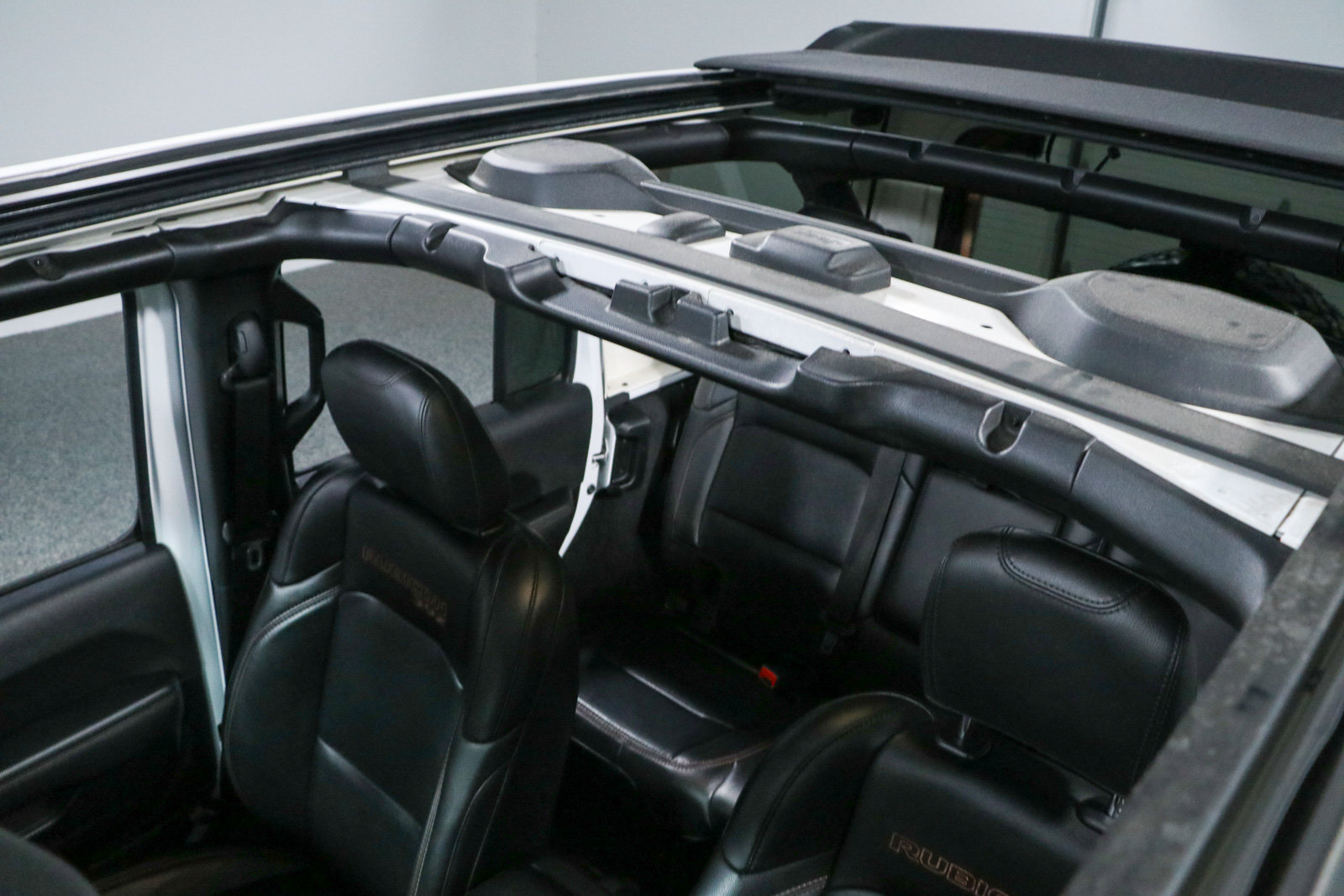 Used 2022 Jeep Wrangler Unlimited Rubicon w/ Dual Door Group (Lowers Only) AWD/4WD image 28