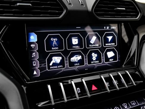 Used 2021 Lamborghini Urus image 79