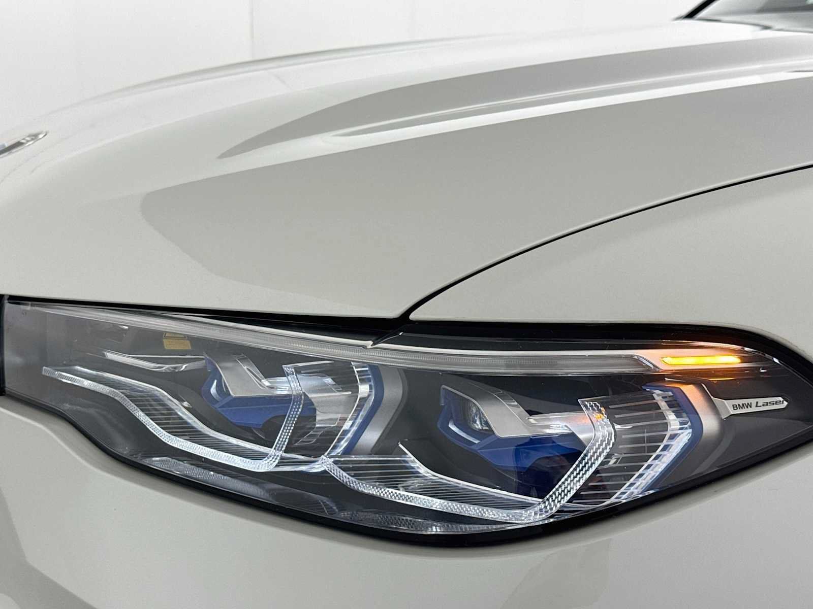 Used 2020 BMW X7 M50i AWD/4WD image 33