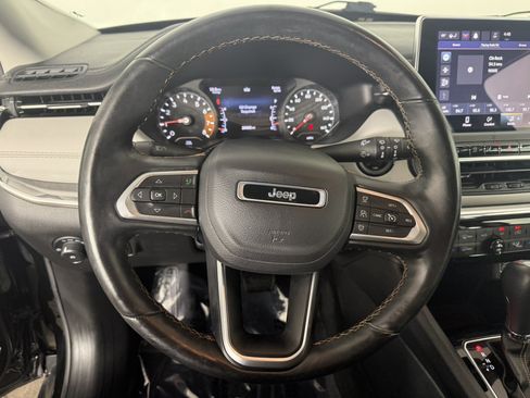 Used 2022 Jeep Compass Limited AWD/4WD image 19