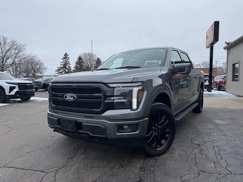 Used 2025 Ford F150 Lariat image 2