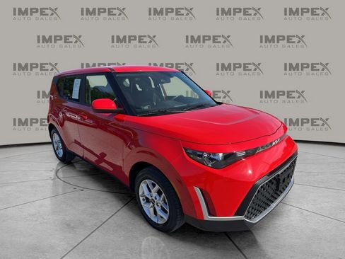 Used 2024 Kia Soul LX w/ Option Group 015 image 7