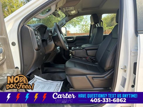 Used 2025 Chevrolet Silverado 2500 W/T AWD/4WD image 3