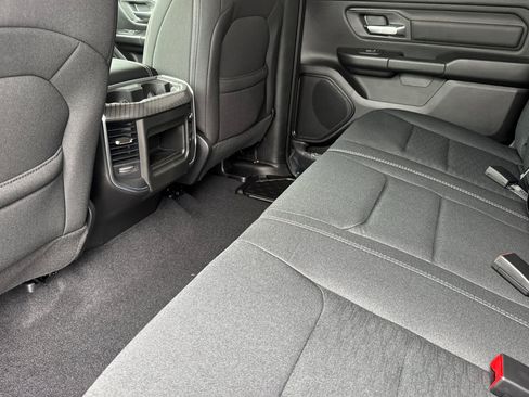 New 2026 RAM 1500 Express AWD/4WD image 11