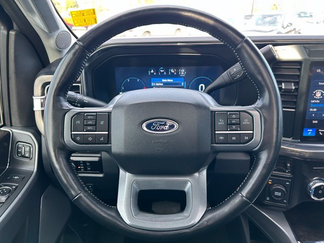 Used 2024 Ford F350 Lariat w/ Black Appearance Package AWD/4WD image 28