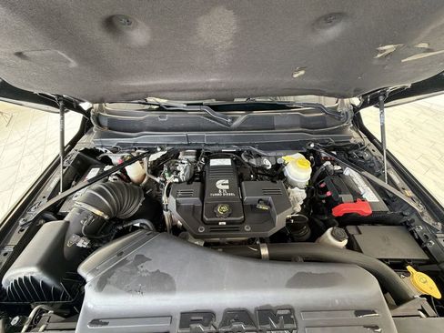 Used 2024 RAM 3500 Laramie w/ Safety Group AWD/4WD image 31
