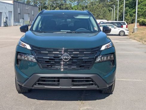 New 2026 Nissan Rogue SV FWD image 8