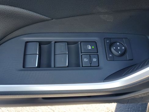 New 2025 Toyota RAV4 SE image 22