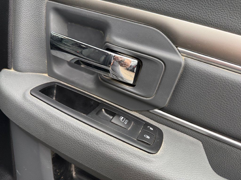 Used 2016 RAM 1500 Big Horn AWD/4WD image 37