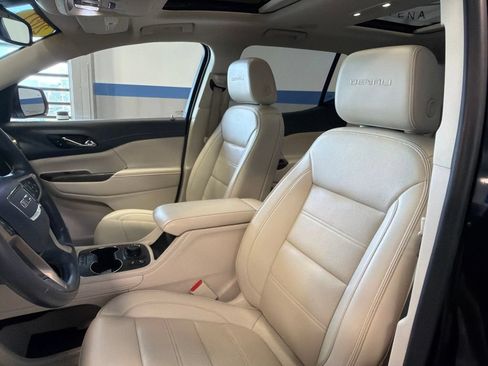 Used 2021 GMC Acadia Denali w/ LPO, Floor Liner Package AWD/4WD image 22