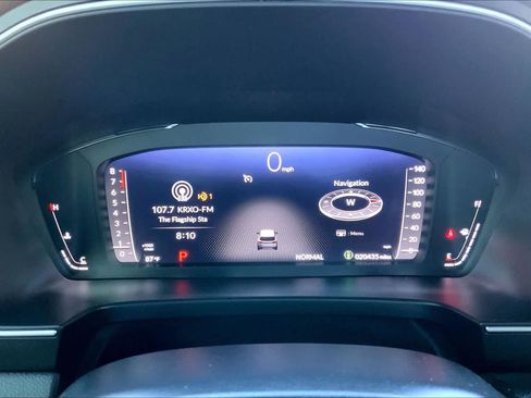 Used 2025 Honda Pilot Black Edition image 26