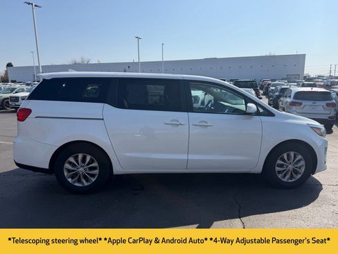 Used 2019 Kia Sedona LX image 6