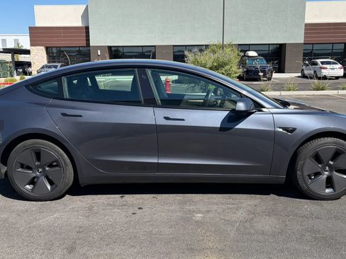Used 2023 Tesla Model 3 Standard Range RWD image 6