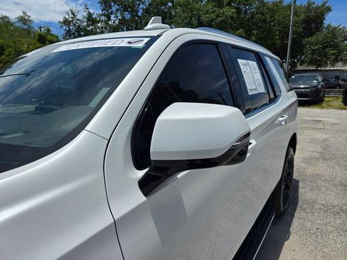 Used 2022 Chevrolet Tahoe LT w/ LT Signature Plus Package RWD image 12