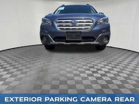 Used 2017 Subaru Outback 2.5i Premium AWD/4WD image 3