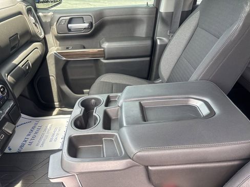 Used 2021 Chevrolet Silverado 1500 LT image 15