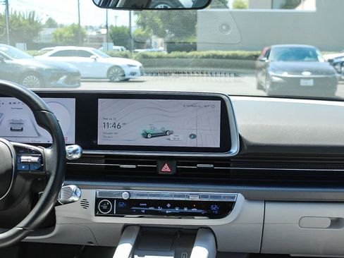 Used 2024 Hyundai Ioniq 6 SEL RWD image 17