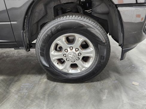 Used 2023 RAM 2500 Big Horn w/ Level 1 Equipment Group image 12