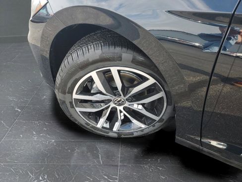 New 2025 Volkswagen Jetta SE image 32