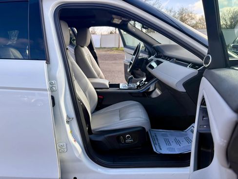 Used 2021 Land Rover Range Rover Evoque SE image 31