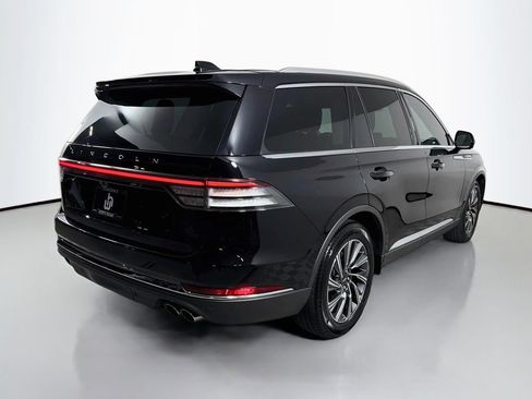 Used 2026 Lincoln Aviator 2WD image 5