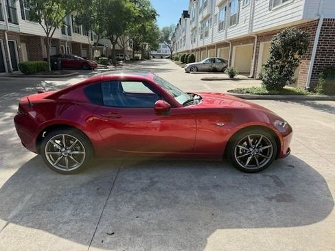 Used 2022 MAZDA MX-5 Miata RF Grand Touring image 4