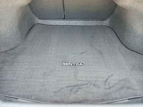 New 2025 Nissan Sentra SR w/ Midnight Edition image 23