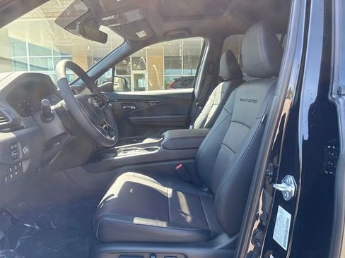 New 2026 Honda Ridgeline Black Edition image 8