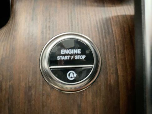 Certified 2026 Mercedes-Benz C 300 4MATIC Sedan image 22