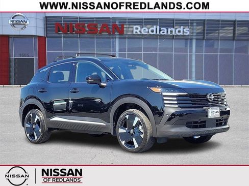 New 2026 Nissan Kicks SR w/ Illumination Package FWD image 1