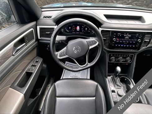 Used 2022 Volkswagen Atlas Cross Sport SE AWD/4WD image 5