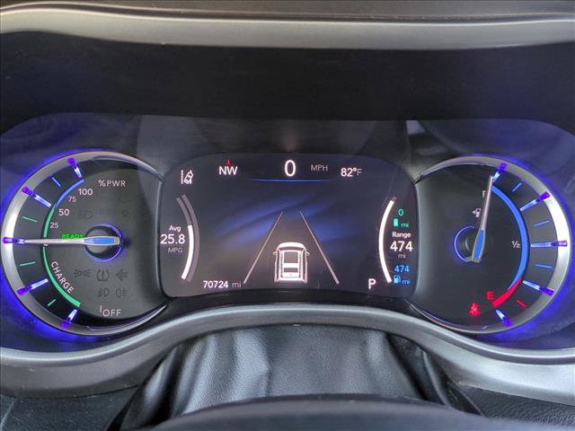 Used 2024 Chrysler Pacifica Limited FWD image 11