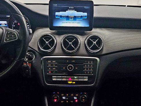 Used 2018 Mercedes-Benz CLA 250 4MATIC image 18