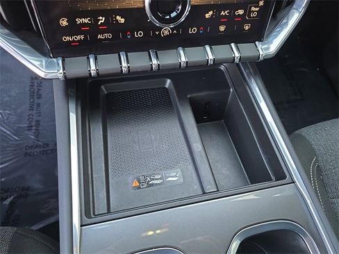 Certified 2025 GMC Acadia Elevation image 22