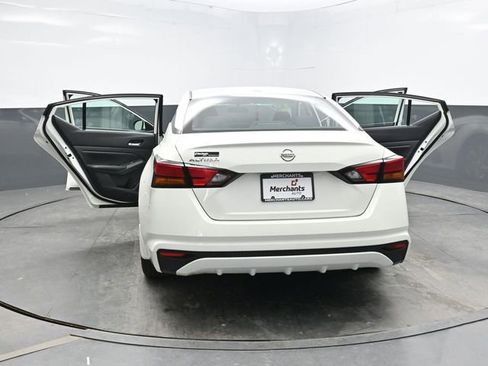 Used 2020 Nissan Altima 2.5 S FWD image 41