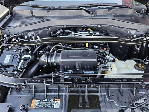 Used 2022 Ford Explorer ST-Line w/ Class IV Trailer Tow Package image 22