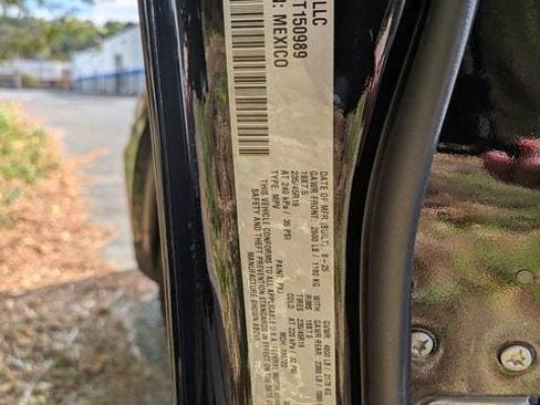 New 2026 Jeep Compass Limited image 22