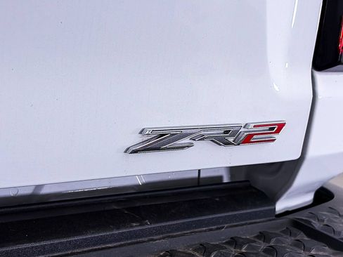 Used 2024 Chevrolet Colorado ZR2 w/ ZR2 Convenience Package III AWD/4WD image 19