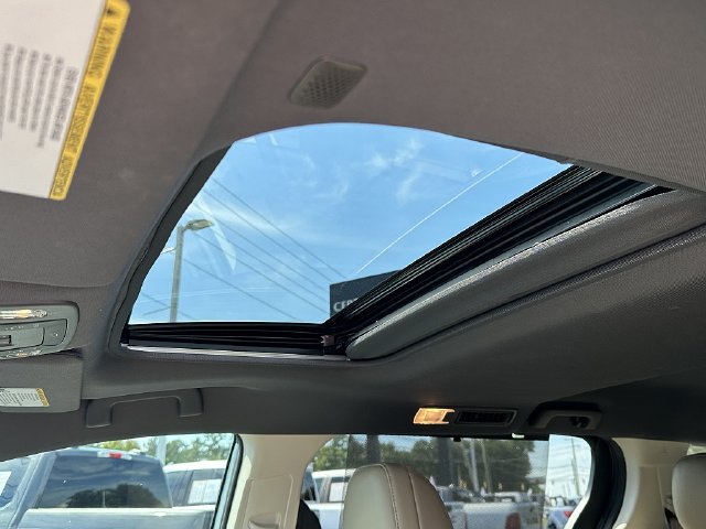 Used 2021 Toyota Sienna XLE FWD image 19