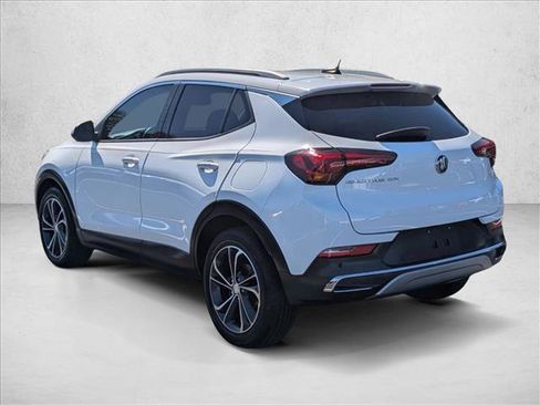 Used 2020 Buick Encore GX Essence w/ Advanced Technology Package FWD image 8
