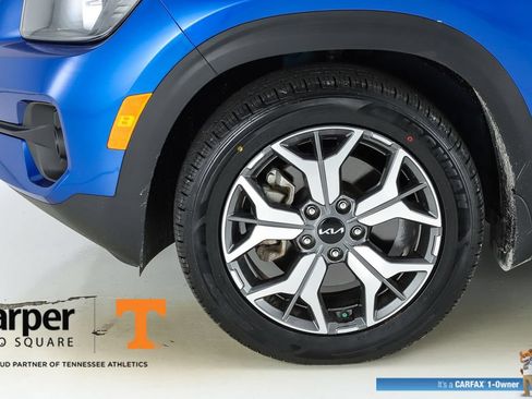 Used 2022 Kia Seltos EX AWD/4WD image 5