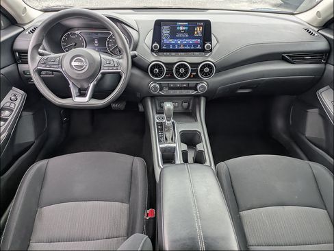 Used 2024 Nissan Sentra SV FWD image 14