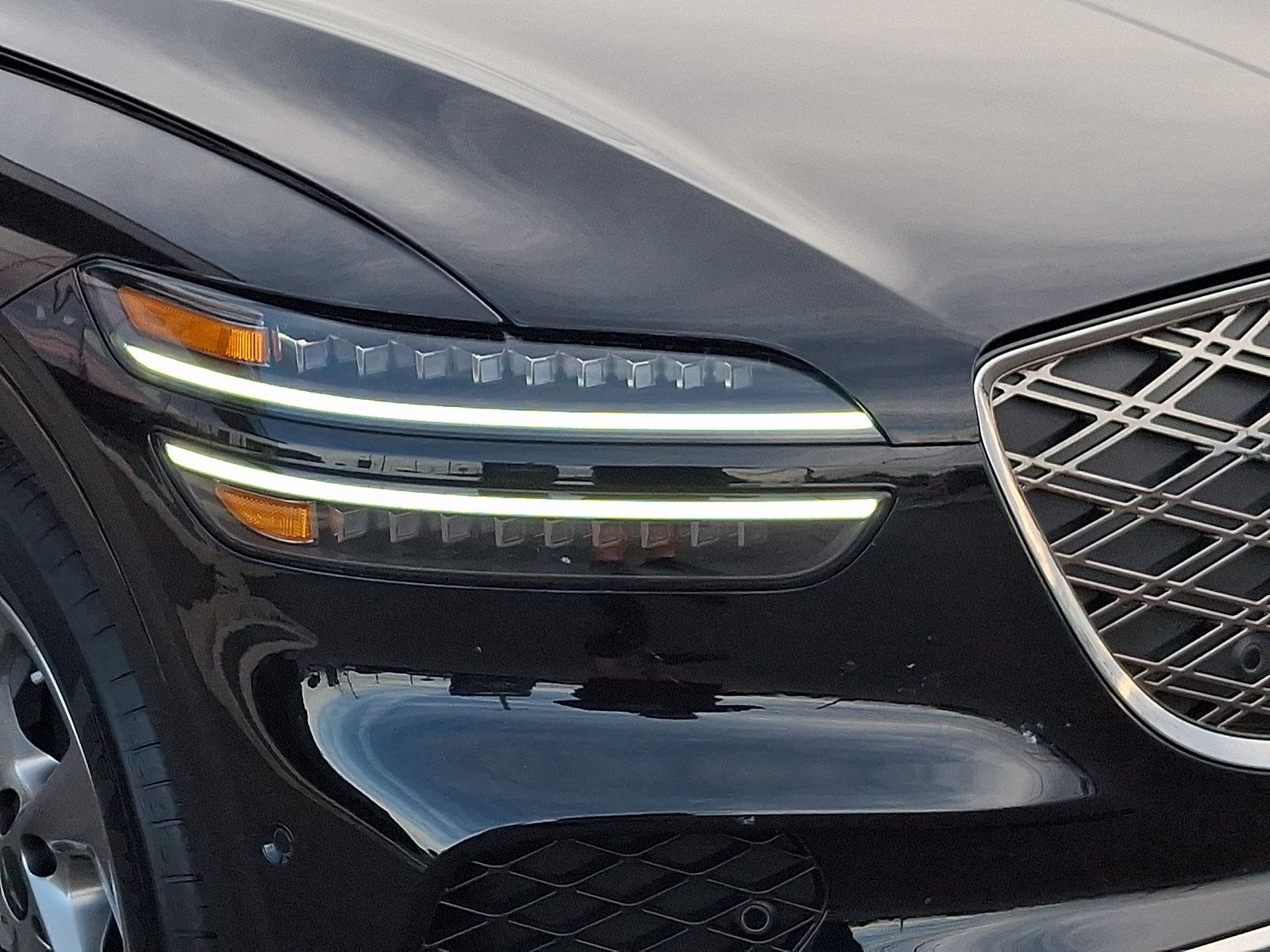Certified 2026 Genesis GV70 2.5T Advanced AWD/4WD image 9