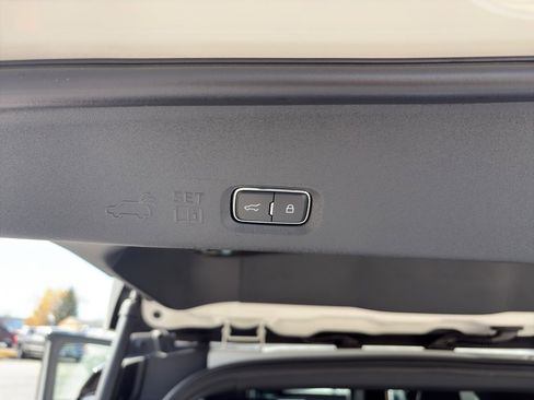 New 2026 Ford Expedition Tremor image 25