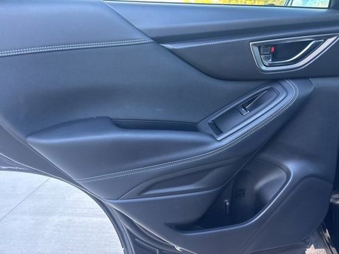 Used 2023 Subaru Forester Premium image 18