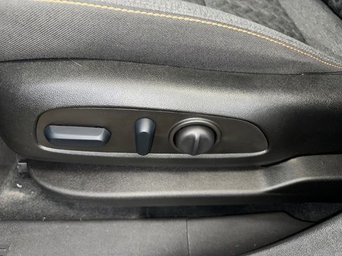 Certified 2023 Chevrolet Equinox LT image 3