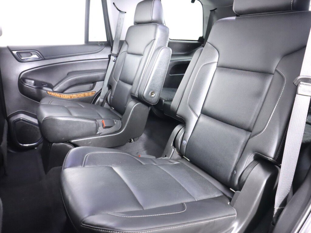 Used 2019 Chevrolet Tahoe Premier AWD/4WD image 38