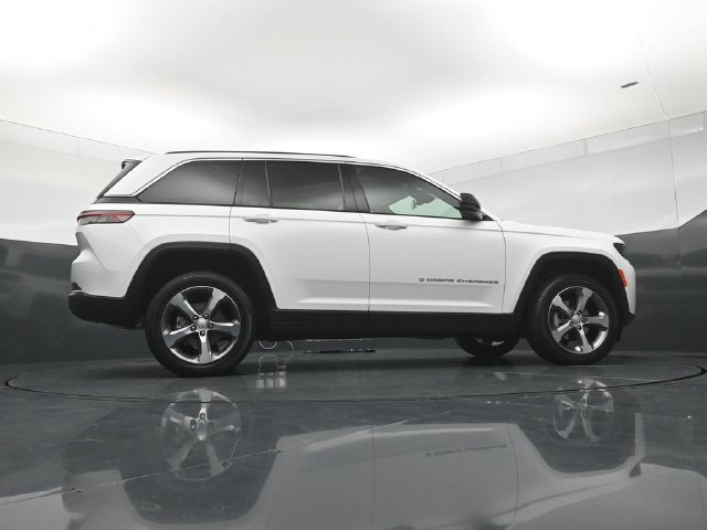 New 2026 Jeep Grand Cherokee Limited AWD/4WD image 24